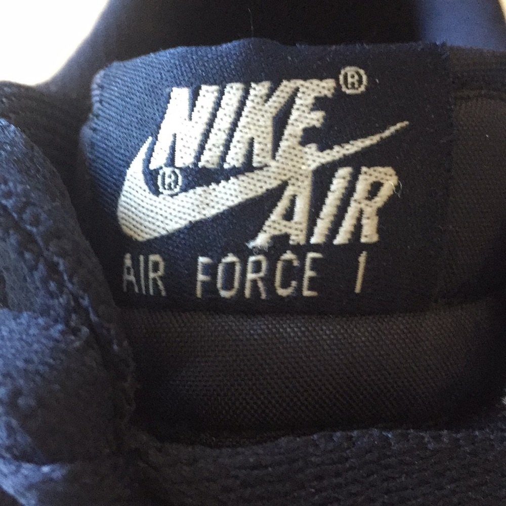 Nike Air Force One - Picture 7 of 15